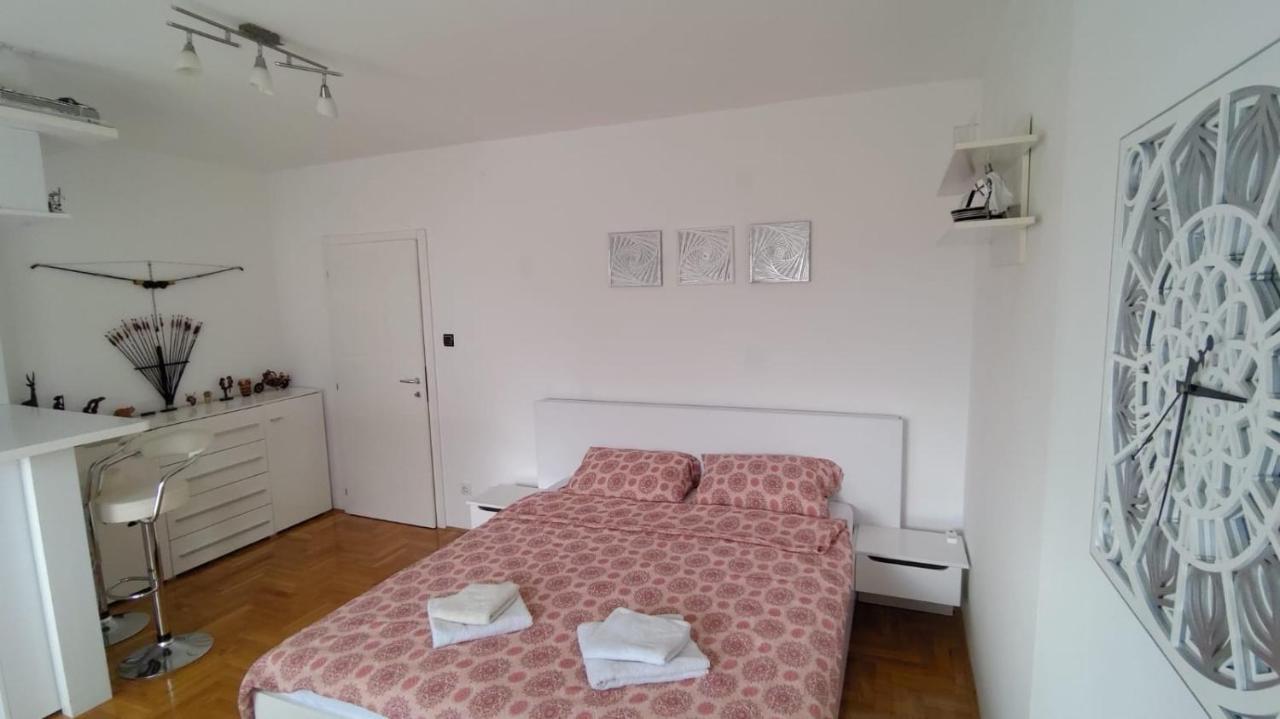 Poesia Apartment Novi Sad Dış mekan fotoğraf